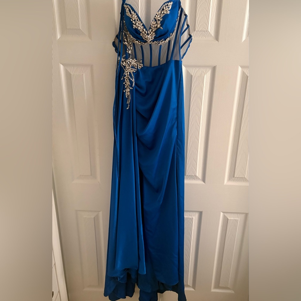 Elegant Blue Prom Dress with Silver Embellishments